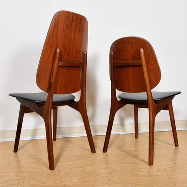 Arne Hovmand Olsen Stunning Set of 8 (2 Tall + 6 Side) Danish Teak Dining Chairs