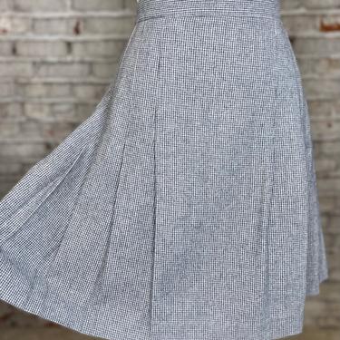 Liz Claiborne Wool Skirt 