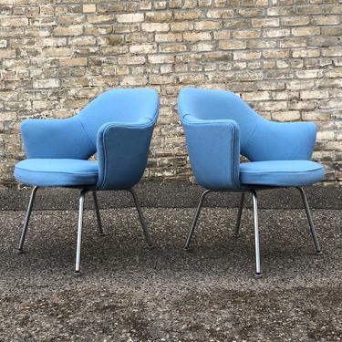 Eero Saarinen Executive Arm Chairs 