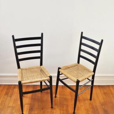 Vintage Pair of Italian Ladderback Dining Chairs with Paper Cord Seats in the style of Gio Ponti 