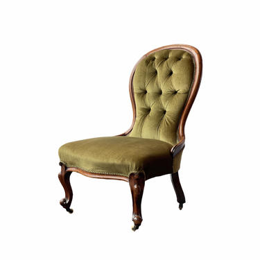 Free Shipping Within Continental US - Imported Vintage Sofa Chair with Casters 