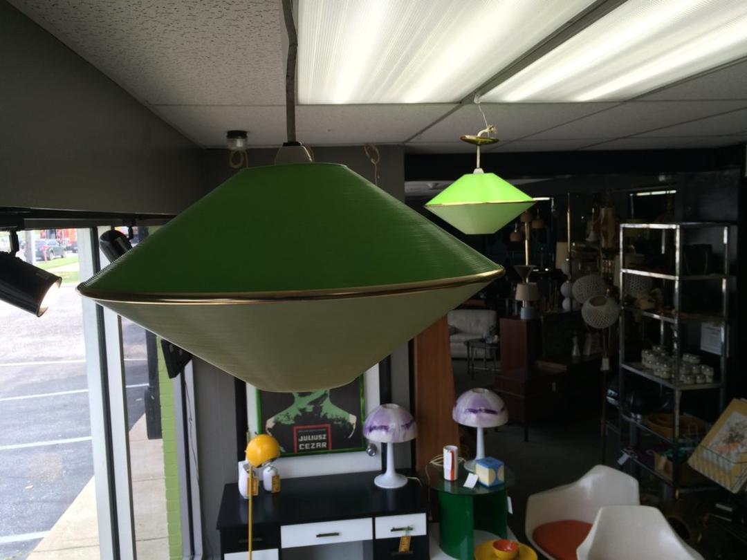 Lime Green and White UFO Lights Peg Leg Vintage Beltsville, MD