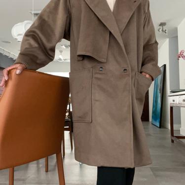 vintage minimalist essential favorite coat 