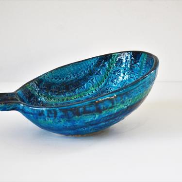 Rimini Blue Italian &quot;Fish&quot; Pottery Bowl, Catchall by Aldo Londi for Bitossi 