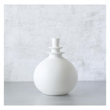 SHIPS NOW- Seconds Sale- 6&amp;quot; tall rounded stoneware bottle vase glazed in matte white 