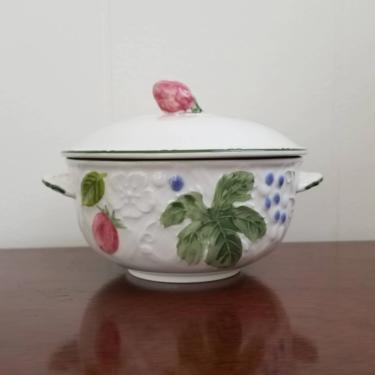 Vintage Mikasa Covered Bowl / Small Floral Jar with Lid / Country Berries Pattern / Mini Casserole Dish / Powder Jar Trinket Box Salt Cellar 