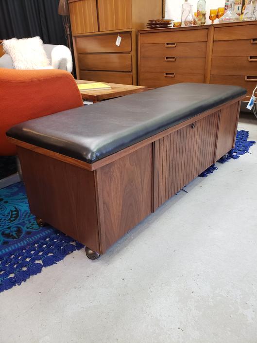 Lane Mid Century Modern Hope Chest Bench From Vintage Mc Of Frederick Md Attic