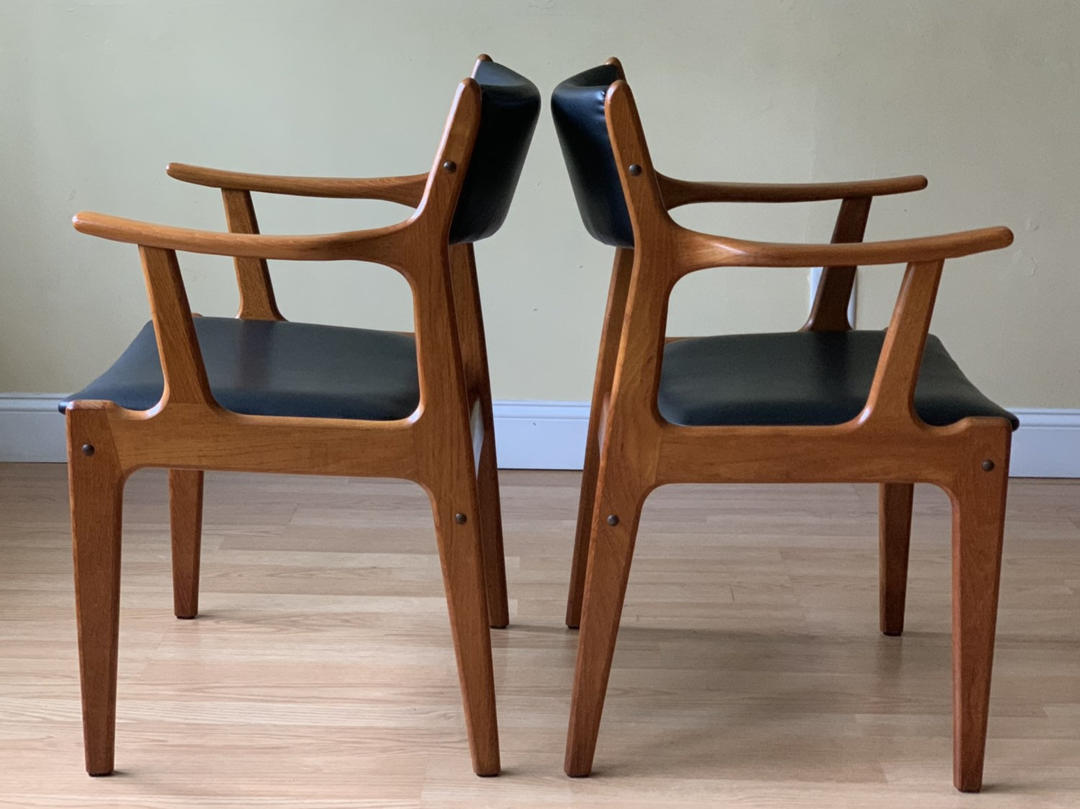 Padded Dining Room Chair With Arms