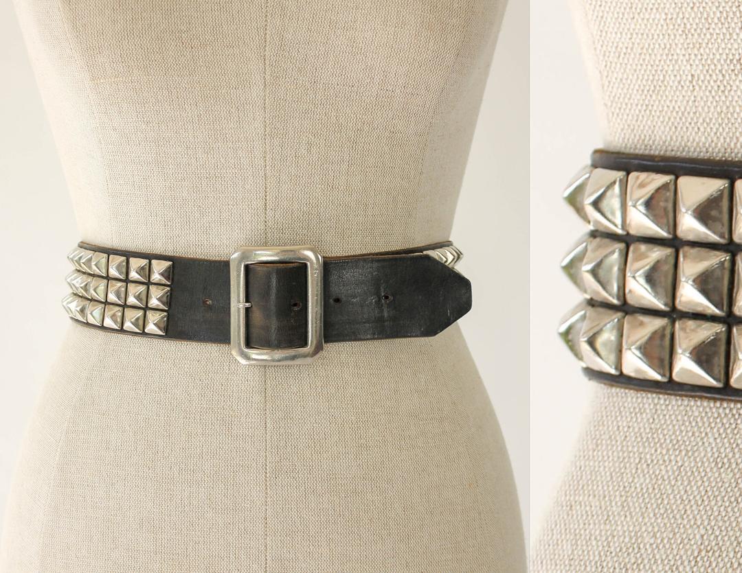 Vintage 70s 80s Black Leather Three Row Silver Pyramid