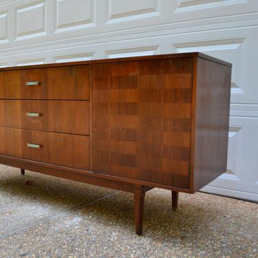 Mid Century Kroehler long walnut and rosewood triple dresser 