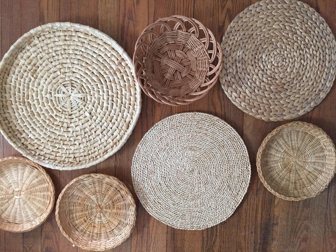 baskets to hang on kitchen wall