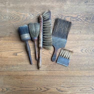 Vintage Group of 5 Stenciling Wood Handled Hand Brushes 