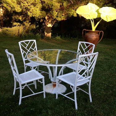 Vintage aluminum faux bamboo dining set by Meadowcraft 