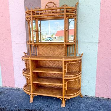 Island Style Mirrored Rattan Bar