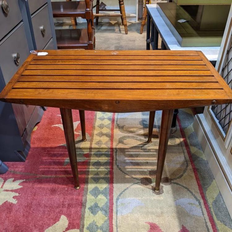 MCM slat table 30.5x17.5x19.75"