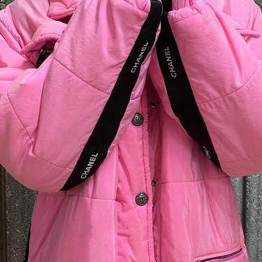 CHANEL VINTAGE CC LOGO SKI SNOW PUFFER WINTER SPORT COAT