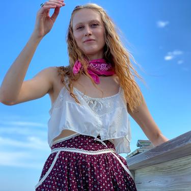 Antique Crop Top / White Crochet Neckline / Cropped Blouse / Ethereal Summer Shirt / Tank Top / Festival Top 