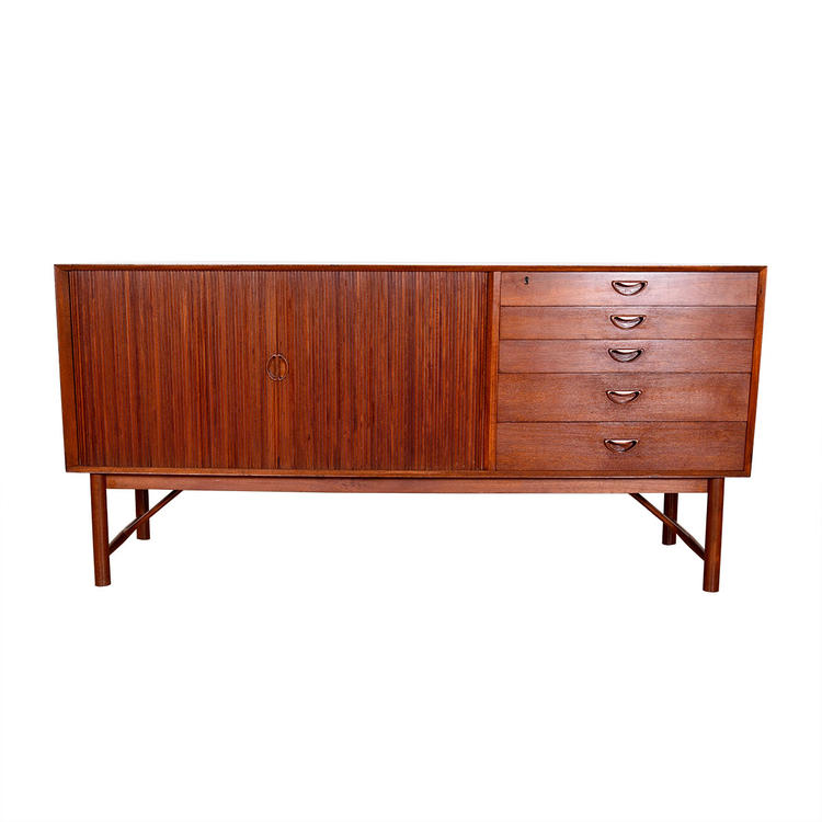 Danish Modern Peter Hvidt Solid Teak Credenza \/ Sideboard