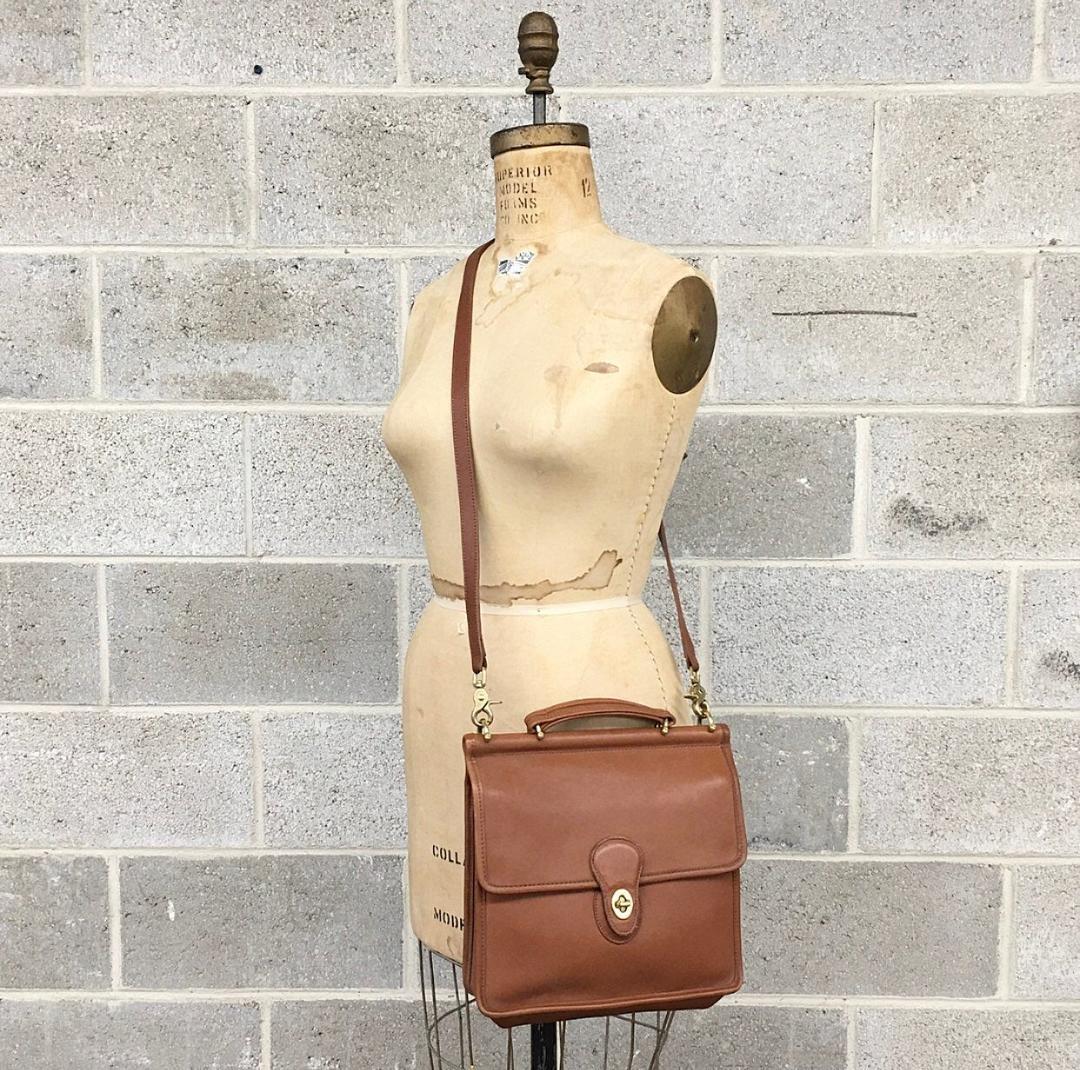 Vintage coach willis on sale bag