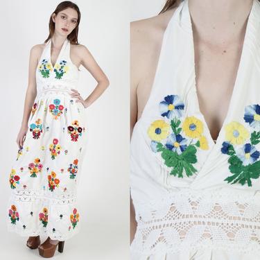 White Mexican Halter Dress / Hand Embroidered Flower Dress / Vintage 70s Authentic Mexico Wedding Dress / Crochet Lace Neck Tie Maxi 