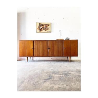 Mid Century Modern Console or Credenza 