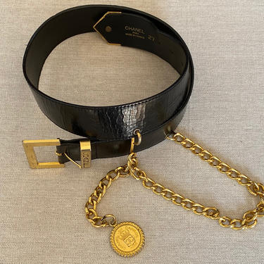 Chanel Goldtone Chain Belt with Black Leather & Charm - 32” Chanel Black Leather Chain Belt main image 3