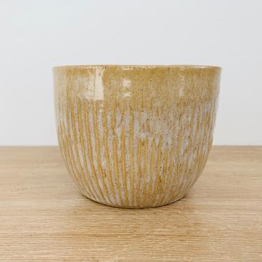 Mid Century Zanesville Pottery Architectural Planter 4504 | Delve