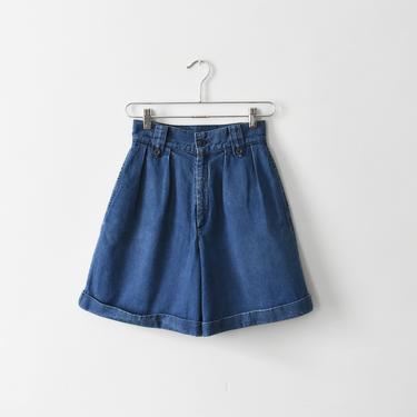 vintage Levis high waist denim shorts, size XS / S 