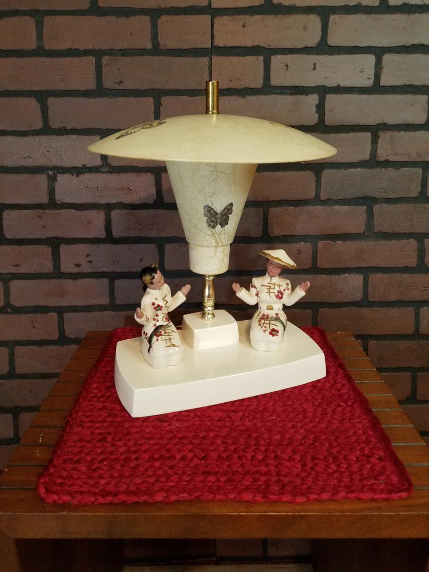 Vintage 1950s METROWARE Red Retro Chalkware TV Table Lamp Asian SIGNED sold accent lamp Works