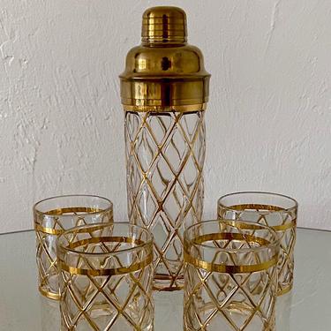 Gold Lattice Cocktail Glasses & Shaker Set