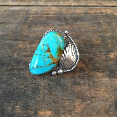 RING IT ON Vintage 50s Navajo Style Ring | 1950s Silver Feather and Turquoise | Native American Jewelry, Southwest, Boho, Hippie | Size 5 