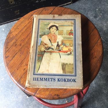 Swedish Cookbook 1950 Hemmets Kokbok Hardback Book Foodie Color Plates Recipes 
