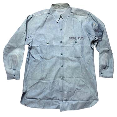 Vintage 1940s WWII US Navy Chambray Uniform Shirt ~ size M to L ~ Military ~ Work Wear ~ Stencil / Named ~ Gussets ~ Naval Clothing Factory 