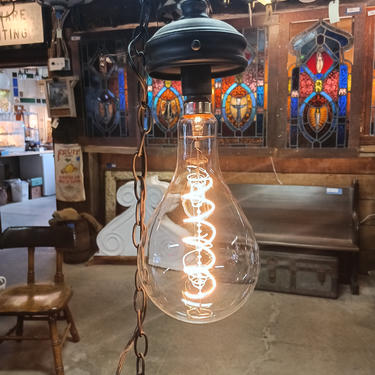 Modern Pendent Light w/lg Edison bulb