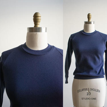 Vintage 1980s Raglan Sweatshirt / Vintage Navy Blue Pullover Sweatshirt / Vintage Pullover Sweatshirt XS / Blue Sweatshirt Extra Small 