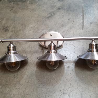 Neo-industrial sconce 25 x 9.5