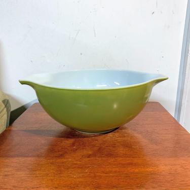 Vintage Pyrex Verde Cinderella Mixing Bowl 443 