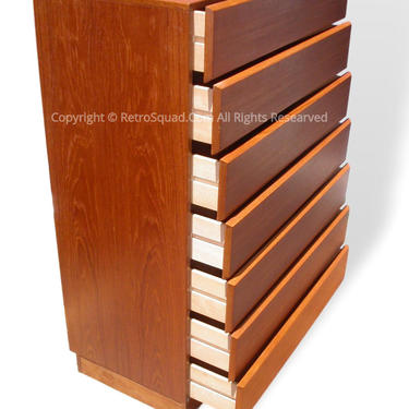 Tall Danish Modern Teak 7 Drawer Dresser bedroom credenza By Vitre Mid Century MCM Tallboy Denmark 