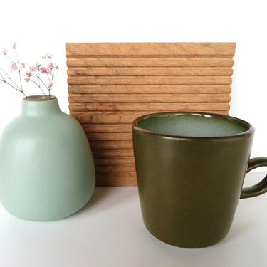 Vintage Heath Ceramics Studio Mug in Celadon and Olive, Edith Heath Loop Handle Coffee Cup, Modernist Ceramics From Saulsalito 