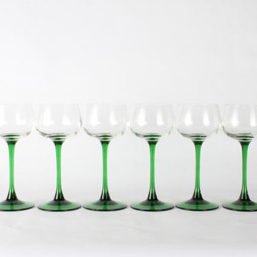 Vintage Luminarc Glassware, Green Glassware, Vintage Glassware, Wine Glasses, Champagne Glassware, Green Glasses, Made in France, Set of 6 