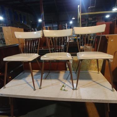 Vintage Set: Dining Chairs and Table by Daystrom