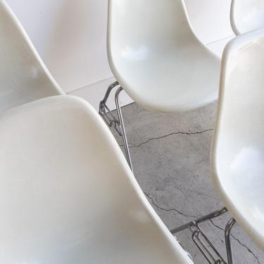 4 Vintage 1960s Eames for Herman Miller DSS White Fiberglass Shell Dinning Chairs Stackable 