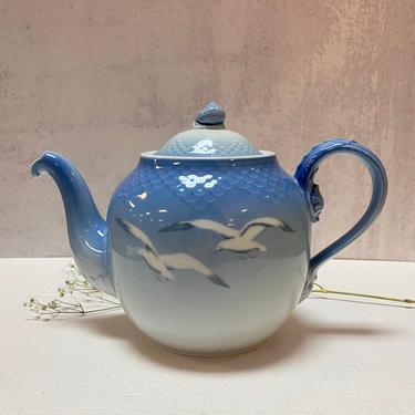 Vintage Bing and Grondahl Seagull Pattern Teapot 