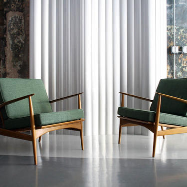 Pair of 'Spear' Chairs by Kofod Larsen