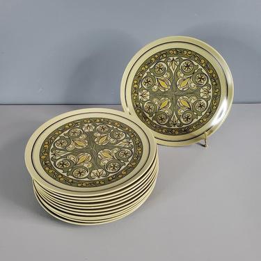 One Green Floral Pattern Texasware Dinner Plate / Multiples Available 