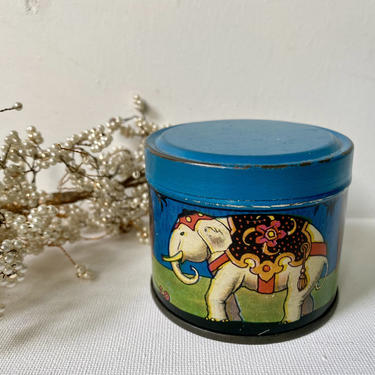Vintage Whole-Sum Mints 2.5 Ounce Circus Tin, Elephant And Camel, Monkey Riding Dog, Boho Small Tin, Philadelphia 