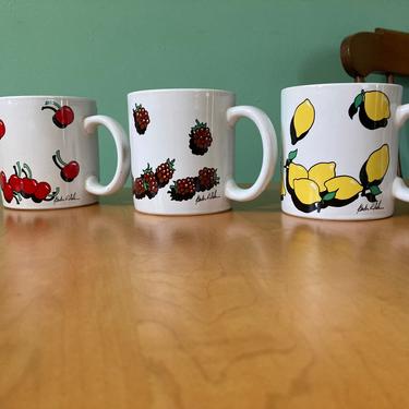 Coffee mugs Vintage- 12 ounce signed pop art fruit mugs - Pacific Trend California 