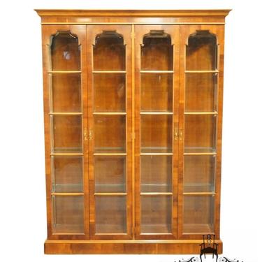 HENREDON FURNITURE Mahogany Traditional Style 65" Lighted Double Curio Display Cabinet 0702-49 