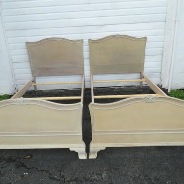 Whitewash Twin Size Pair of Beds by Rway 1652