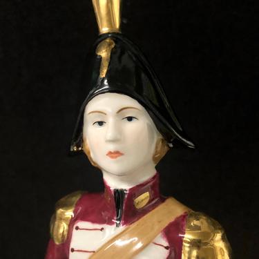 Jeanne Reed Williamsburg VA 12”H Porcelain Female Military Napoleon Figurine Sculpture 